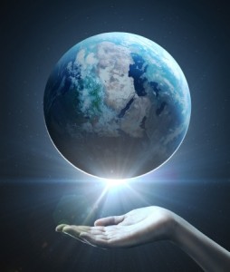 + hand under globe Oct 11 Muse 20523250_s